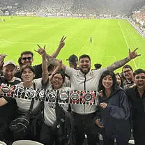 Erlebe ein Fußballspiel