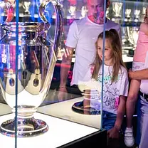 Barcelona: FC Barcelona Museum "Barça Immersive Tour" Ticket
