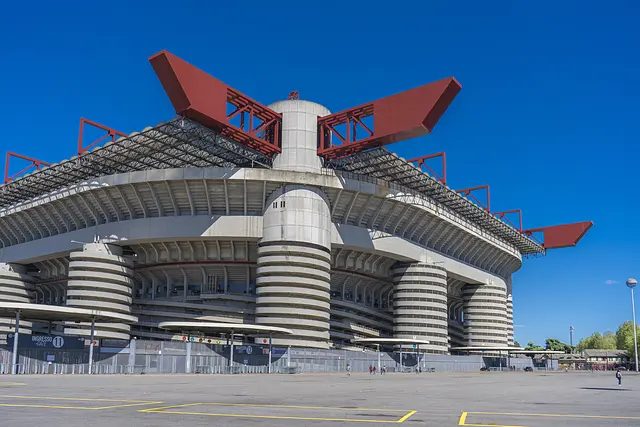 Stadio Giuseppe Meazza : l'extérieur du stade
