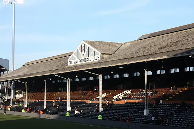 Craven Cottage : la tribune Johnny Haynes