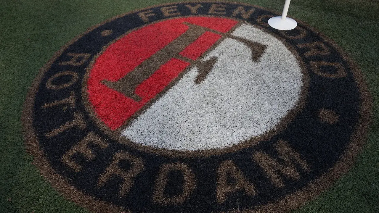 De Kuip : la pelouse
