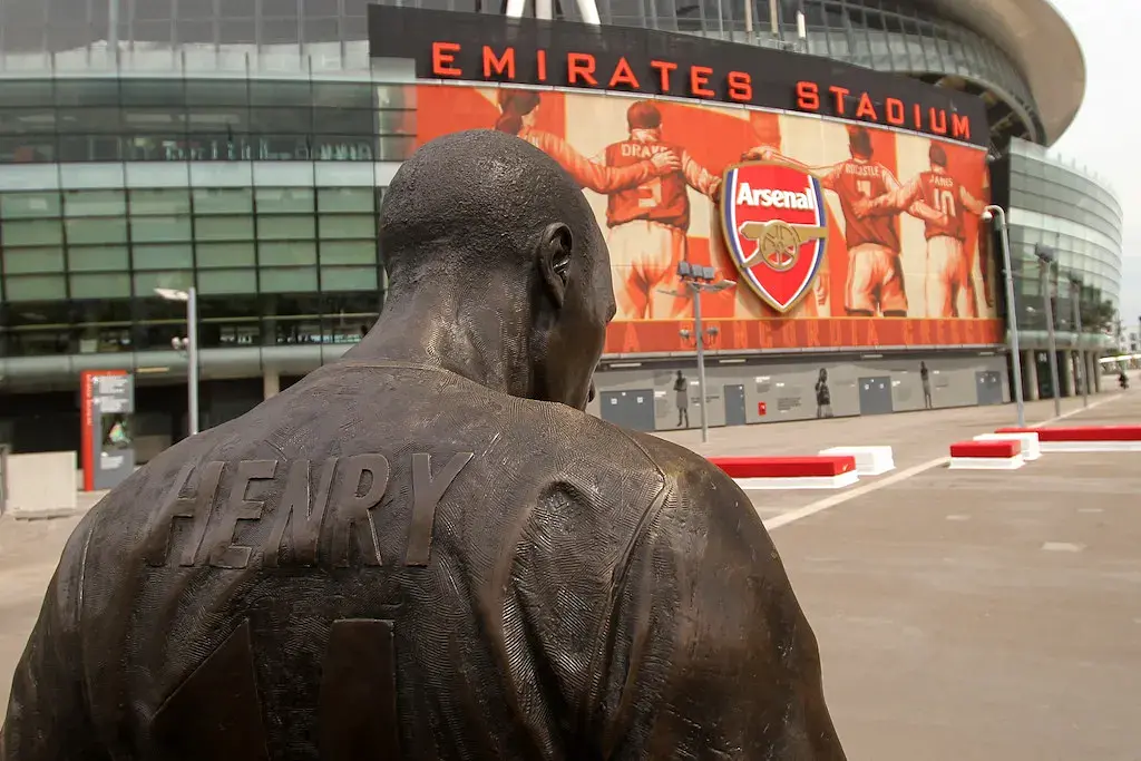 Emirates Stadium : la statue de Thierry Henry