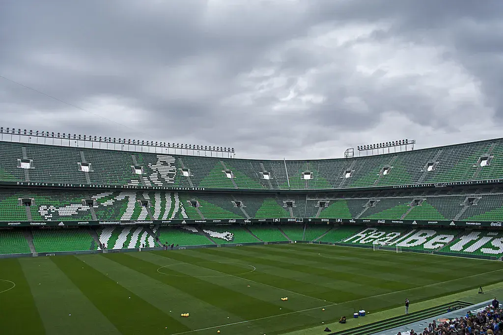 Estadio Benito Villamarín: das Stadion von innen