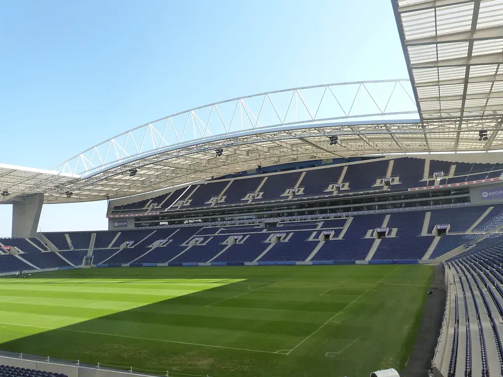 Estádio do Dragão: das Stadion von innen