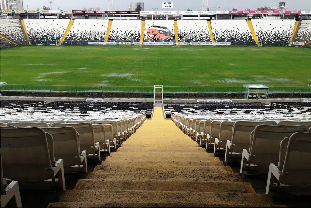 Estadio Monumental David Arellano : les tribunes
