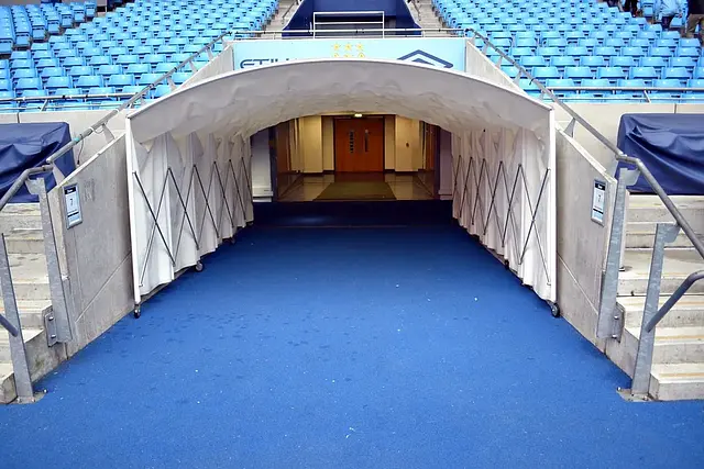 Etihad Stadium: el túnel de vestuarios