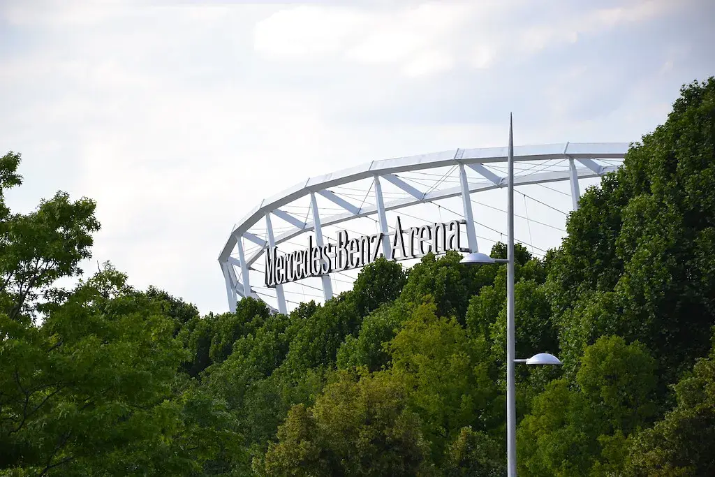 MHP Arena : l'extérieur du stade