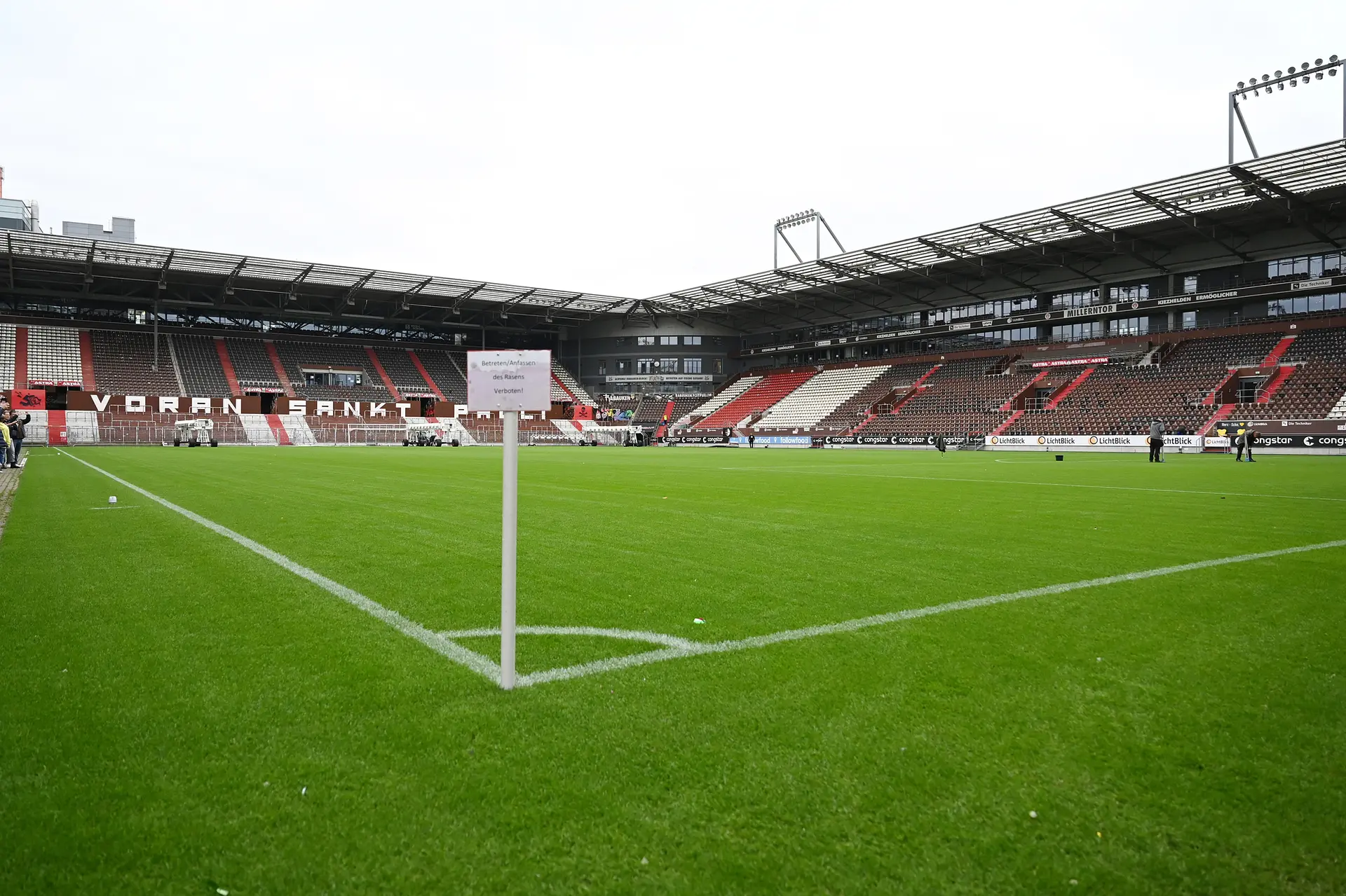 Millerntor Stadion: inside the ground