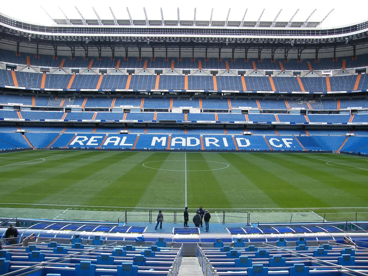 Estadio Santiago Bernabéu: panoramic view