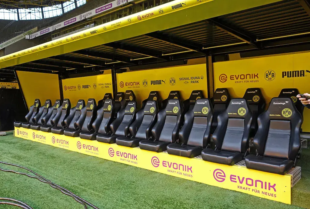 Signal Iduna Park : le banc de touche