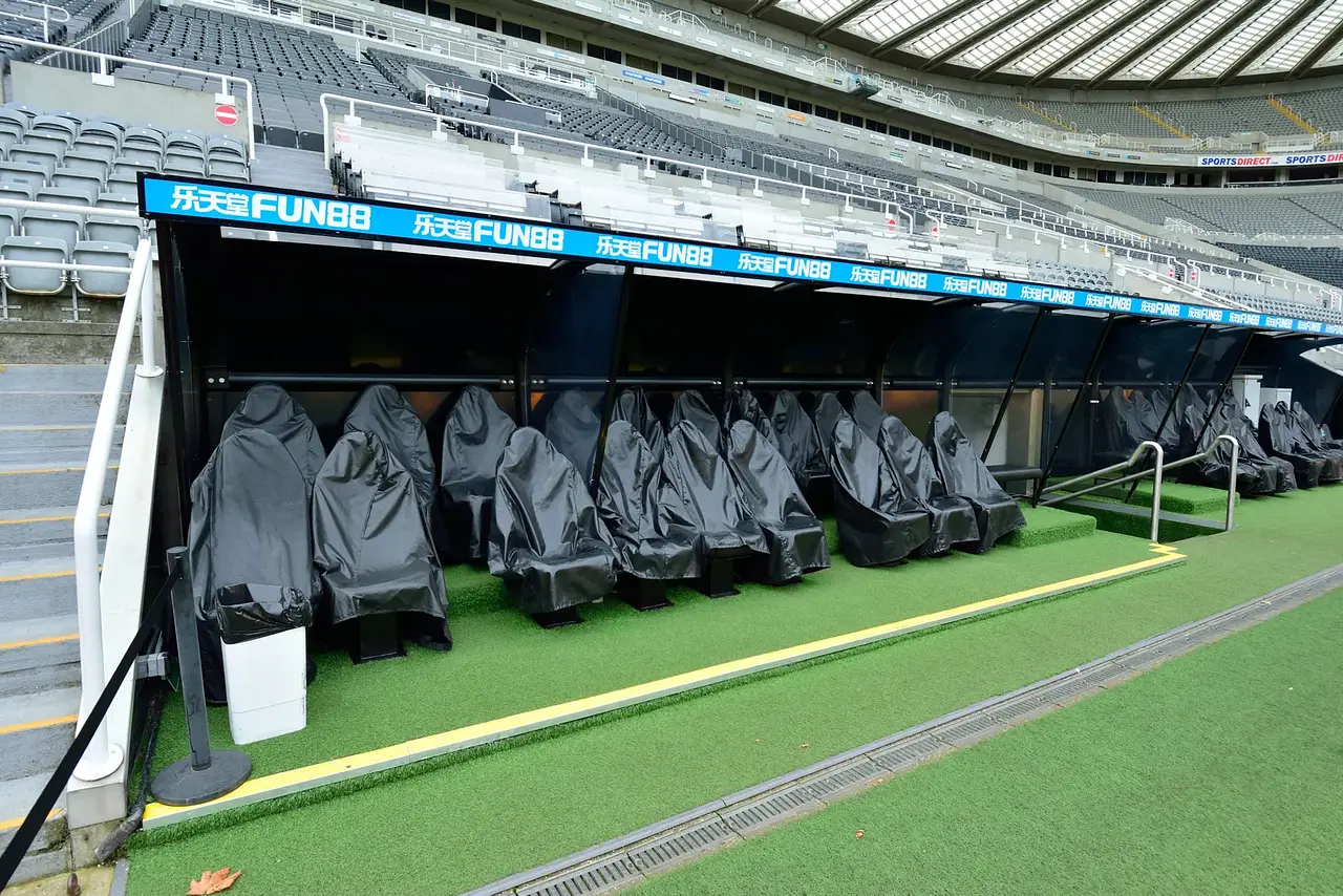 St James' Park : le banc de touche