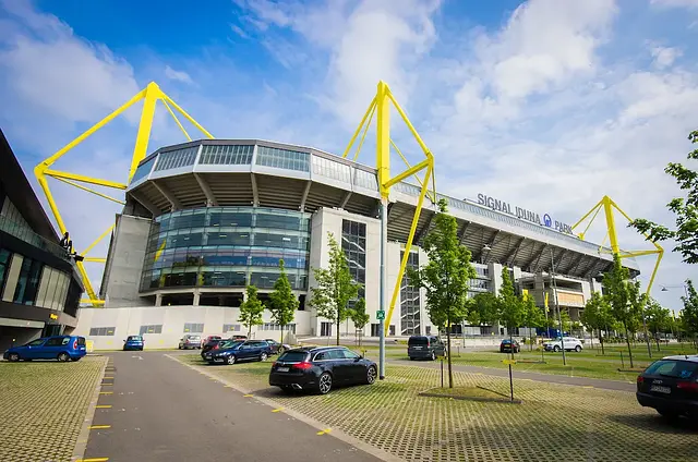 Signal Iduna Park: das Stadion von außen