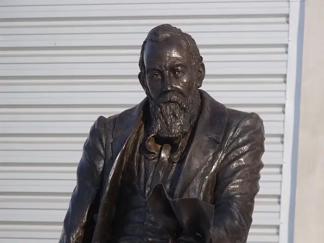 Villa Park : la statue de William McGregor